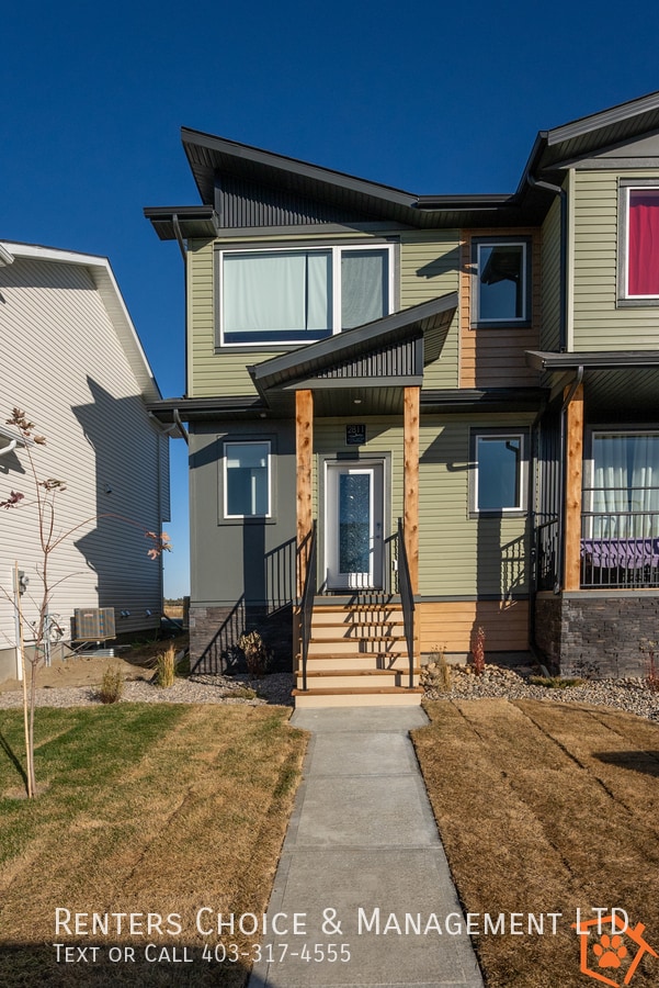 Photo - Newer, Pet Friendly Townhouse with Extra Storage