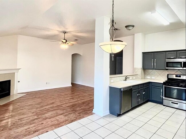 Photo - 2409 Romeo Dr