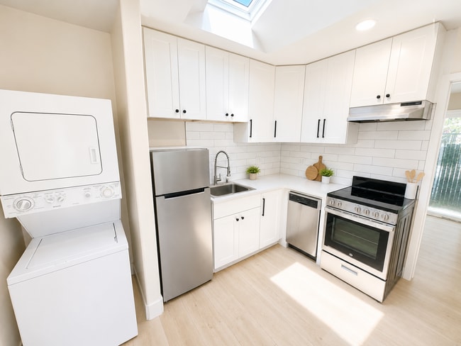 Building Photo - 1243 58th Ave Unit 1247