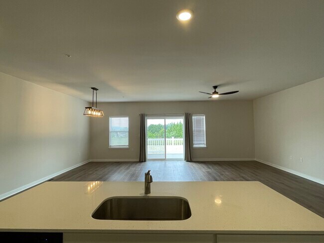 Photo - 47 Painters Wy