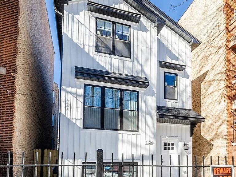 Photo - 6126 S Eberhart Ave