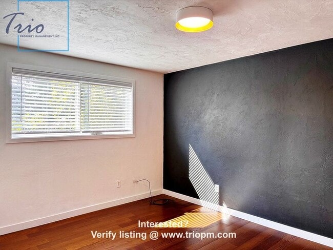 Photo - 3834 Onyx St
