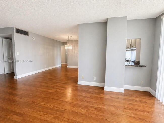 Photo - 17011 N Bay Rd Unit 503