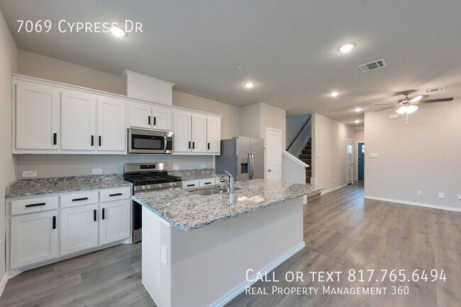 Photo - 7069 Cypress Dr