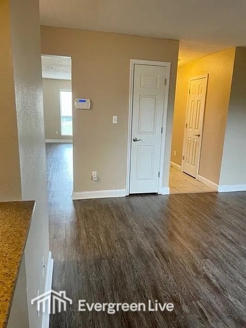 Photo - 37 Laiken Ct