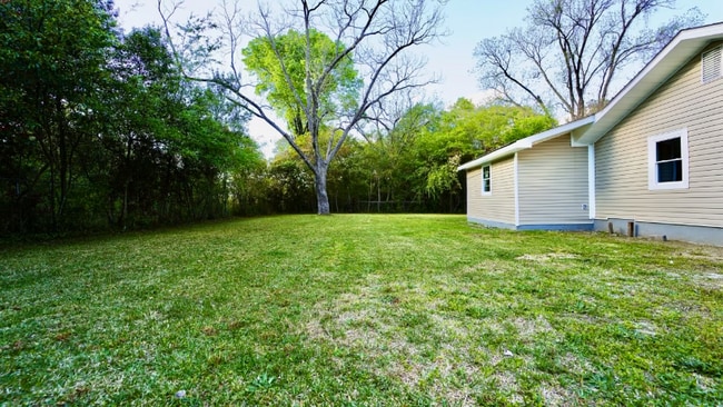 Photo - 311 S 2nd St