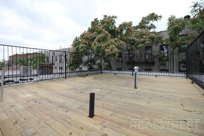Photo - 3 Bed in Crown Heights Unit 1B