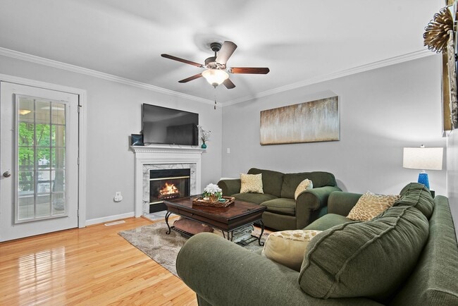 2803 Sterling Park Dr