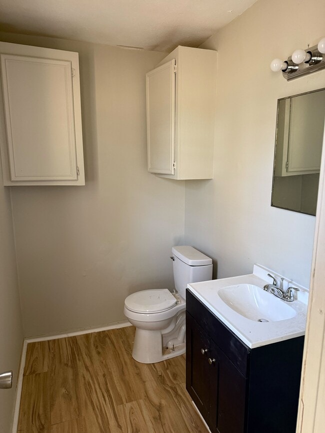 Photo - 332 N Flag Chapel Rd