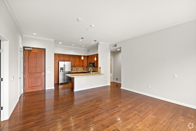 2BR, 2BA - 1294SF - Dining room