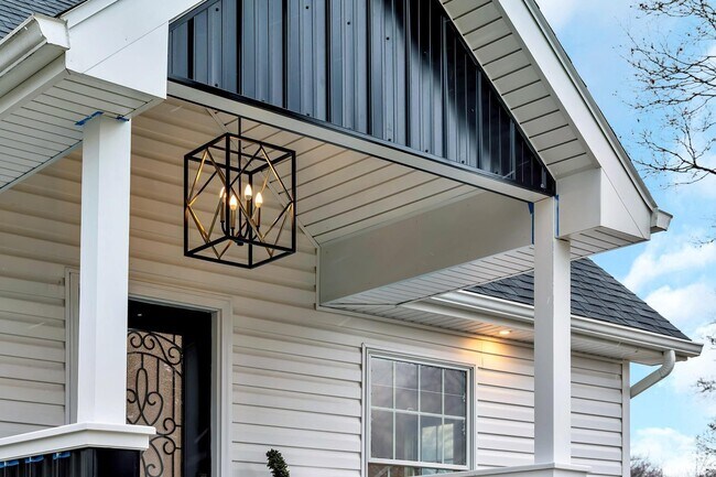 Photo - 64 Green Island Ave