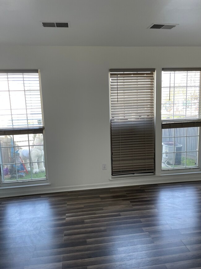 Photo - 9336 Fringe Tree Ln