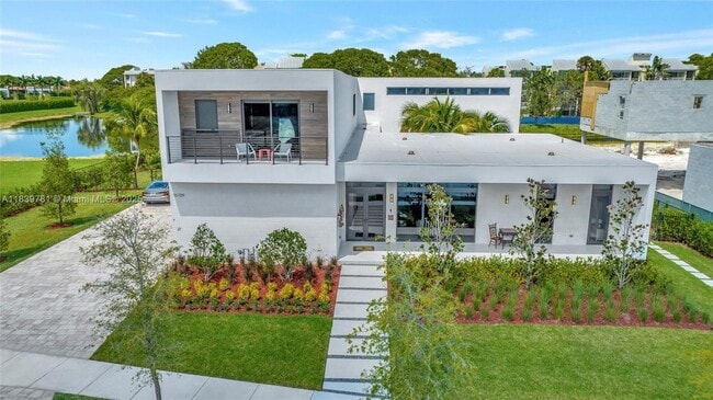 Photo - 16709 Botaniko Dr N Casa