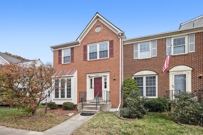 Photo - Modern Brick End-Unit Townhome with Stunni...