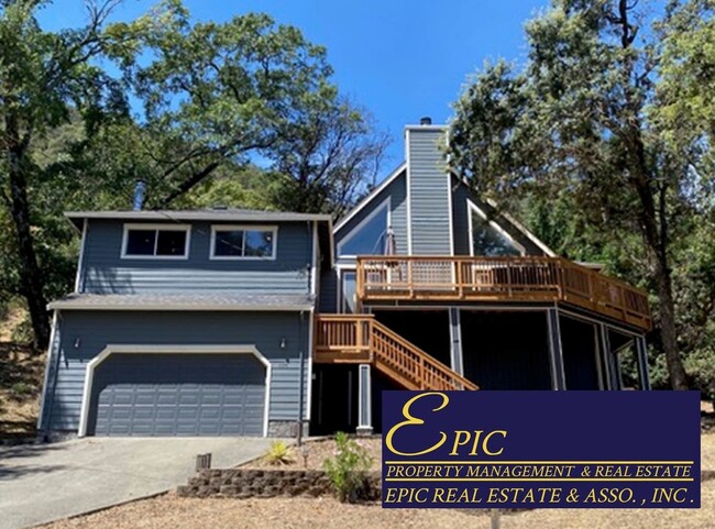 Building Photo - Epic REA - Beautiful Hilltop View Home in Circle Oaks, Napa (mostly Furnished)