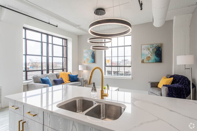 1 Br, 1 Bath - 778 SF - Graphic Arts Lofts