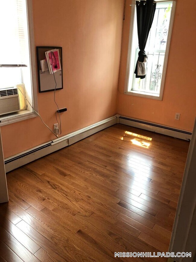 Photo - 822 Huntington Ave Unit 3