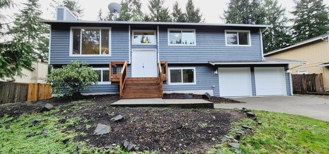 Photo - Stunning 4 bedroom House in an amazing location of Puyallup!