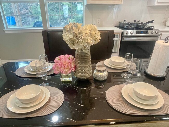 Photo - 1508 Schober Rd