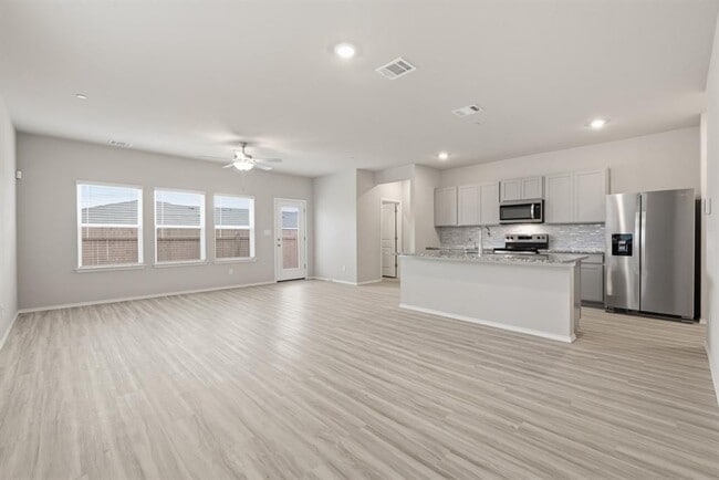 Photo - 12809 Village Spun Plz