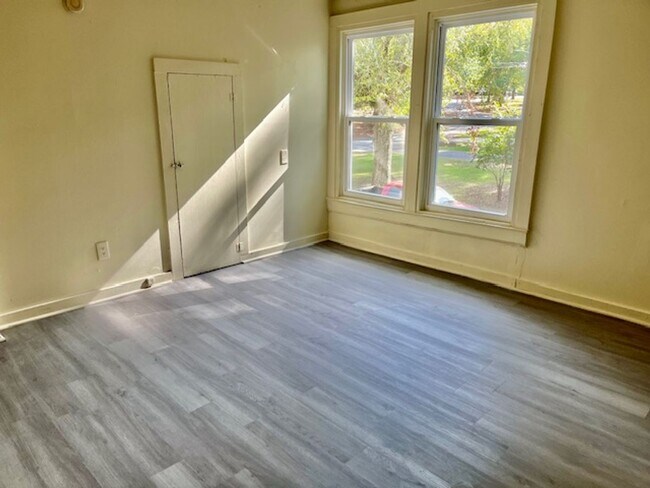 Photo - Tyler Street #102 Unit 102B Tyler Street