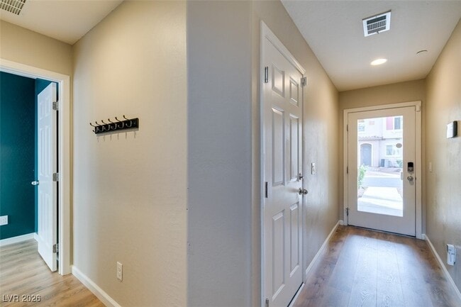 Photo - 1525 Spiced Wine Ave