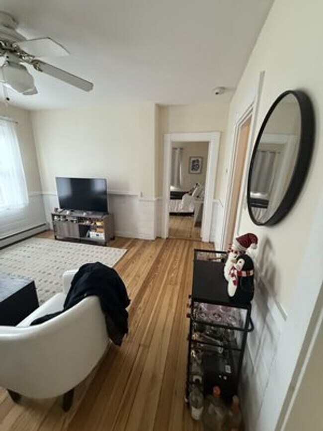 Photo - East Cambridge 2 Bedroom Apartment - 9/1