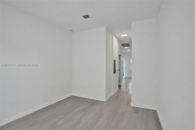 Photo - 1567 NW 1st St
