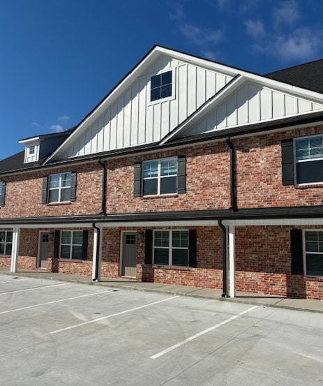 Photo - 311 Cainsville Rd