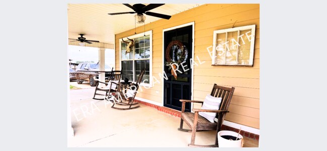 Photo - 4499 Millside Rd