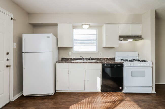 Photo - 5139 Wickview Ln