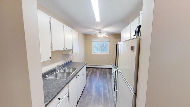 Photo - 10028-10105 105 Ave Unit 22