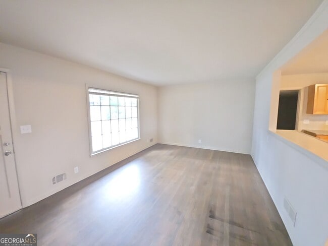 Photo - 1632 Jolly Green Ct