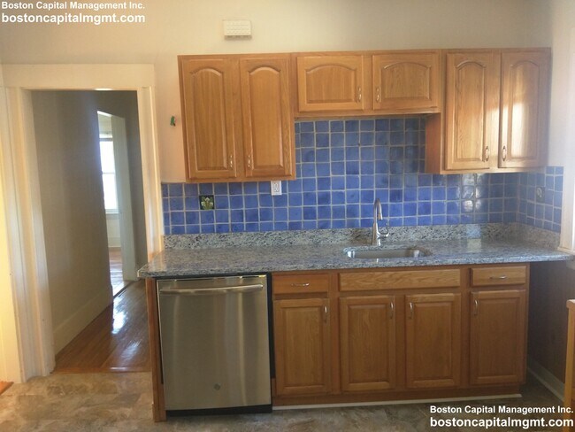 Photo - 55 Moreland St