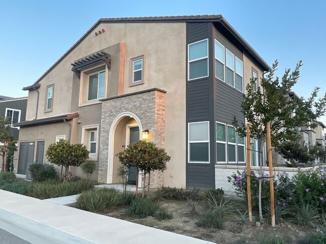 Photo - 3601 E Moonlight St Condo