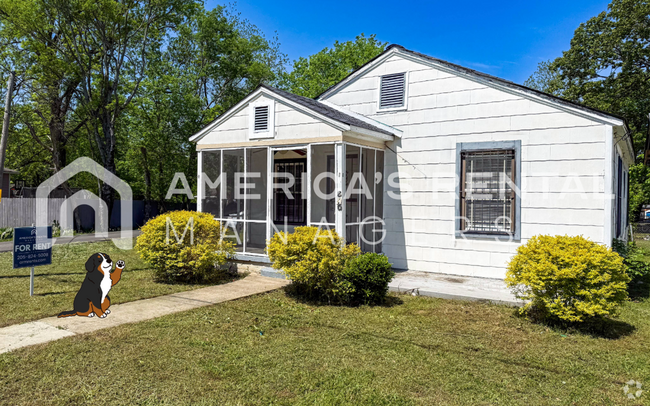 Building Photo - Newly Renovated Home in Bessemer Coming So...