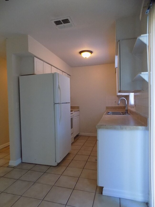 Photo - 1270 E Harrison St