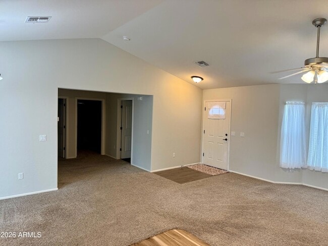 Photo - 2122 E Cloud Rd
