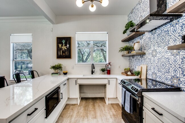 Photo - Sycamore Springs