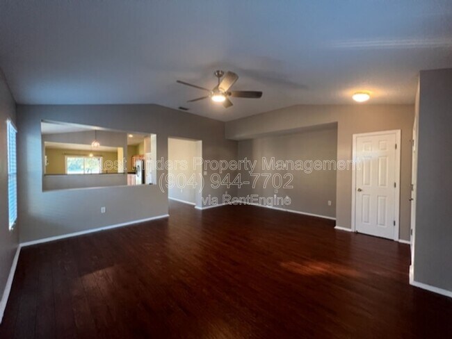 Photo - 395 Candlebark Dr