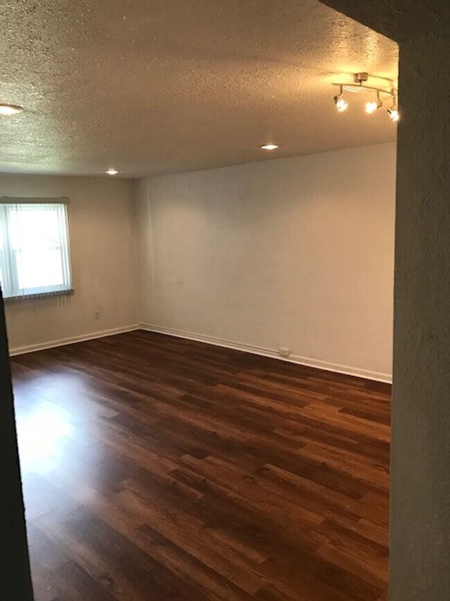 TOWNHOUSE FOR RENT / PRINCESS ANNE PLAZA! House Rental in Virginia