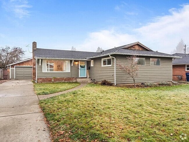 Building Photo - 129 W 39th Ave Rental