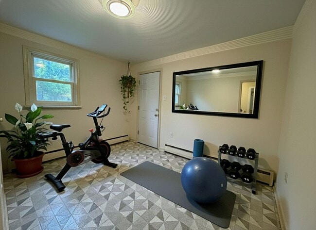 Photo - 3 Bedroom 1.5 Bathroom in Harrisburg -Cent...