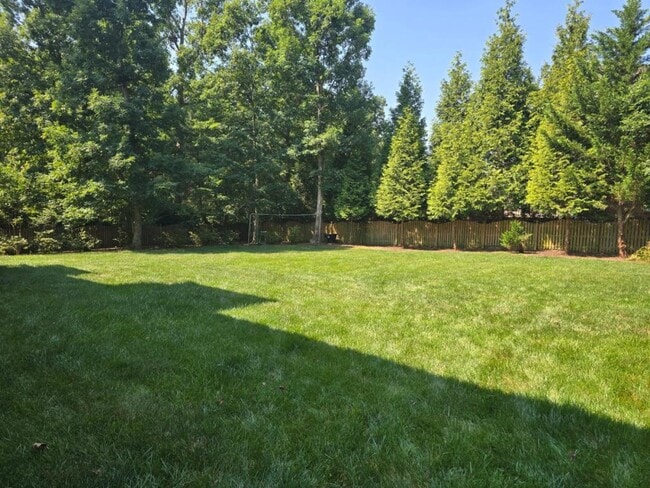 2017 Stuart Oaks Dr