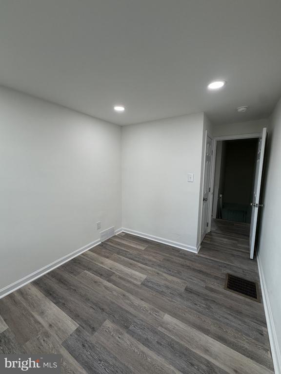 Photo - 1235 Elson Rd