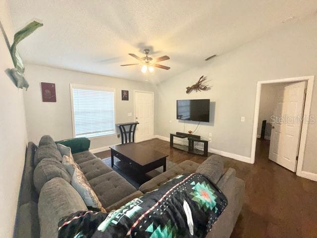 Photo - 660 Cloudcroft Dr