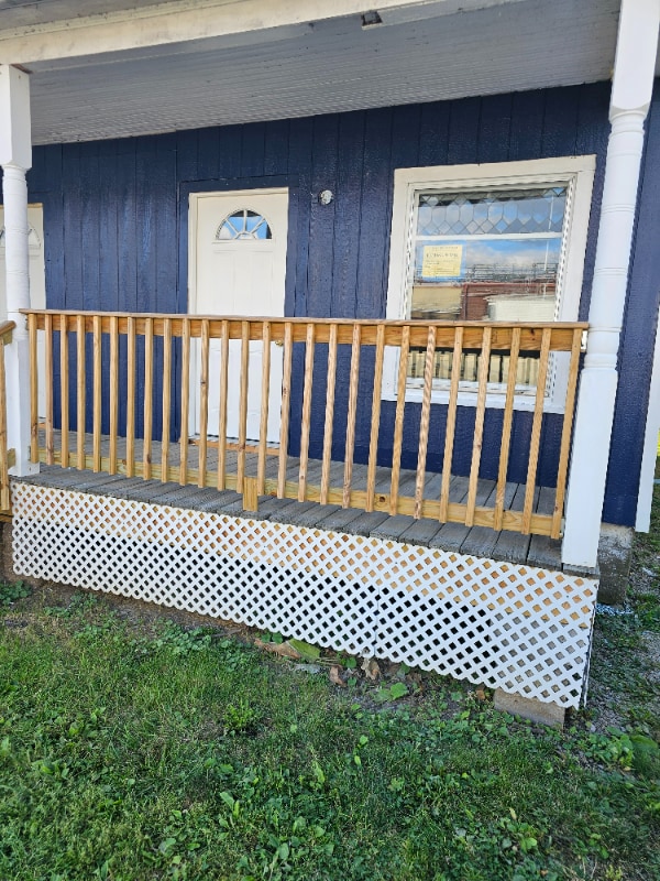 Photo - 512 S Center St