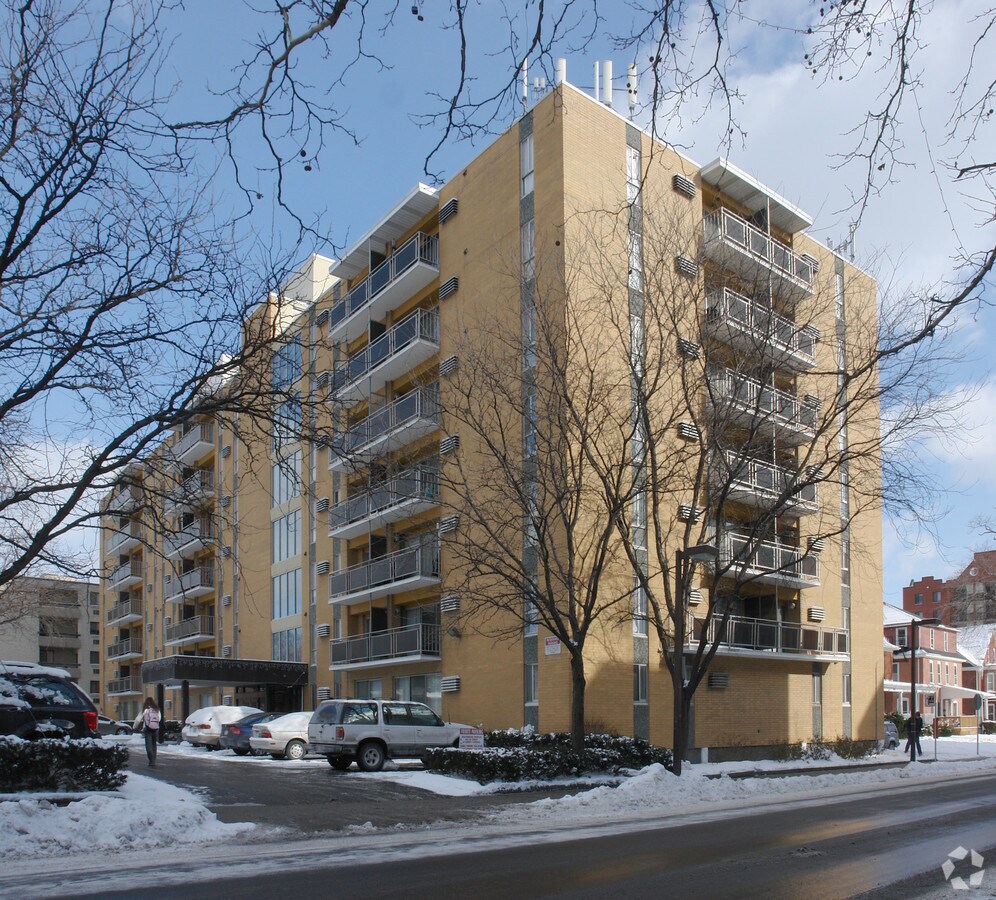 Photo - Regency Square Condominium