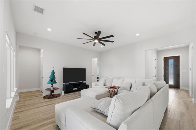 Photo - 7733 Indian Ridge Trail