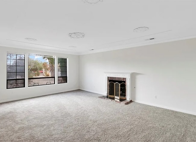 Photo - Spacious living, large yard, off street parking.  Available for immediate Move In